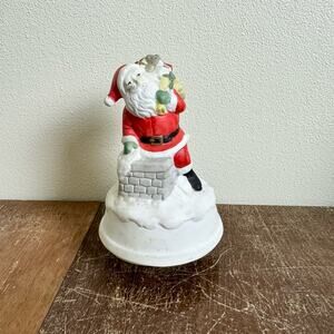 VIGOR Vintage Music Box Santa on Chimney Here‎ Comes Santa Claus Melody